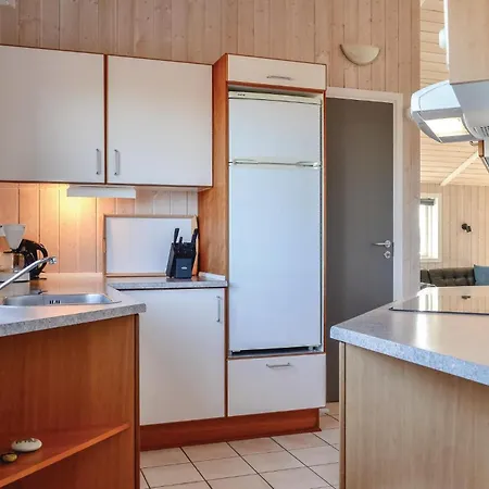 Nice Home In Hvide Sande With Sauna *